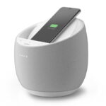 רמקול Hi-Fi חכם שחור עם משטח טעינה אלחוטי בלקין Belkin SoundForm Elite White