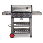 גריל גז 4 מבערים עם כירת צד 45,000 BTU שחור קולמן Coleman Cookout 4